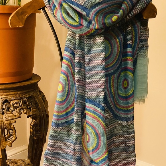 Spring Scarf - Picture 10 of 10